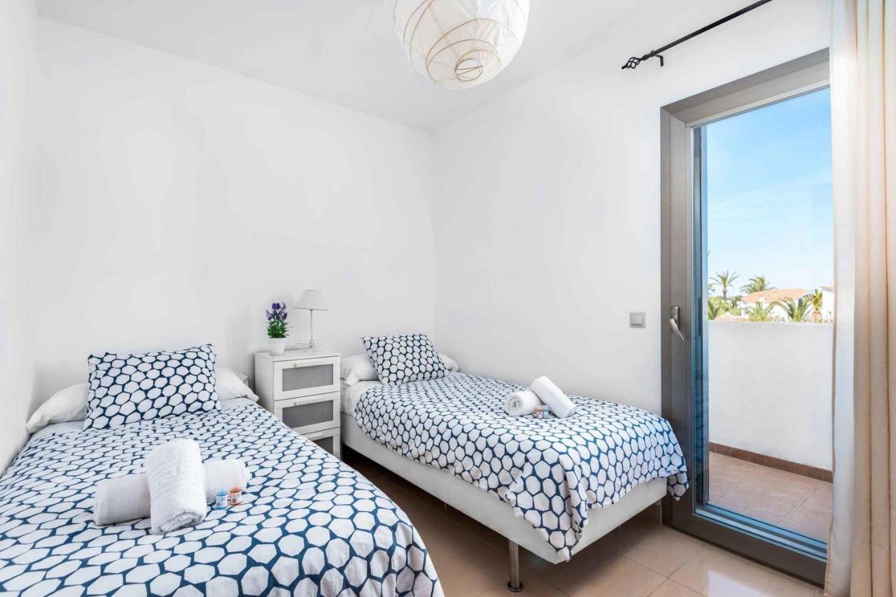 Villa Perez Cala'N Bosch  Extérieur photo