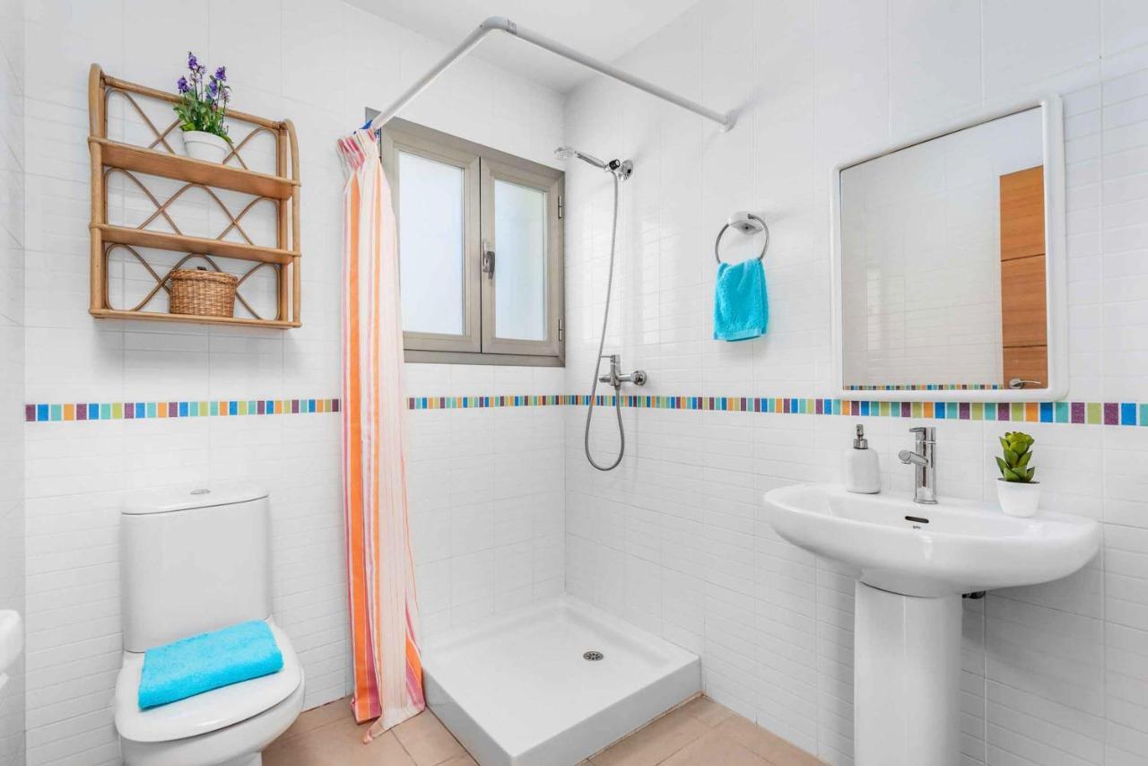 Villa Perez Cala'N Bosch  Extérieur photo